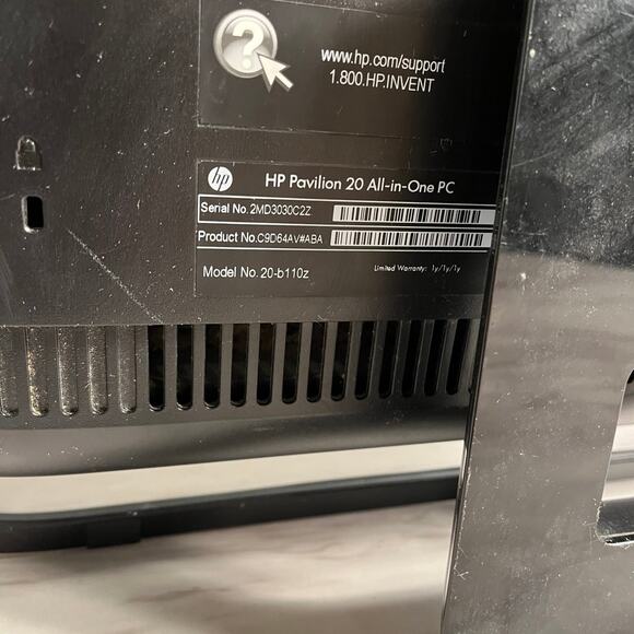 HP Pavilion 20 All-In-One PC (W/ Power Cable & AC Adapter) - Picture 6 of 8